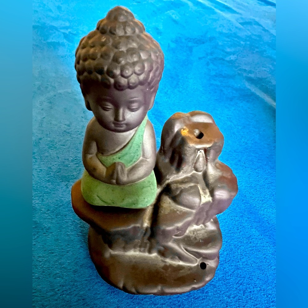 Monk backflow incense burner